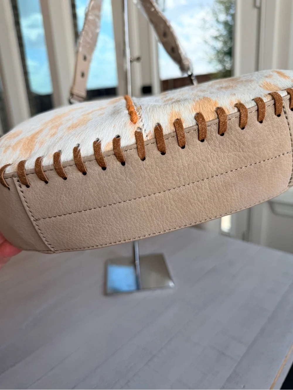 Trinity Ranch Cowhide ＆ Tooled Leather Hobo Crossbody Bag Tan